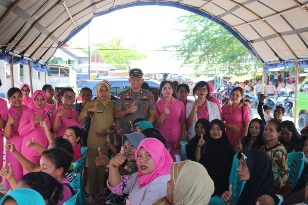 Bhayangkari Polres Alor dan Dinas Kesehatan Laksanakan Sosialisasi Pencegahan Virus Corona dan Wabah DBD