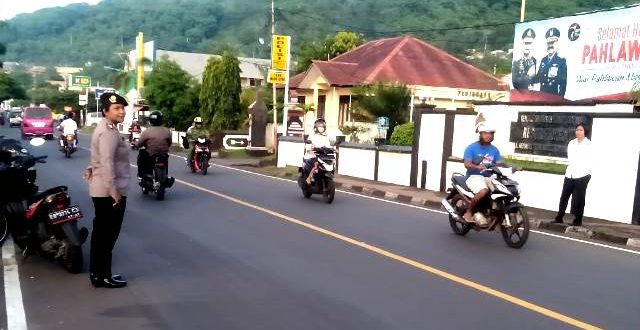 Polres Flotim Rutin Laksanakan Strong Point, Wujud Nyata Kehadiran Polisi Ditengah Masyarakat