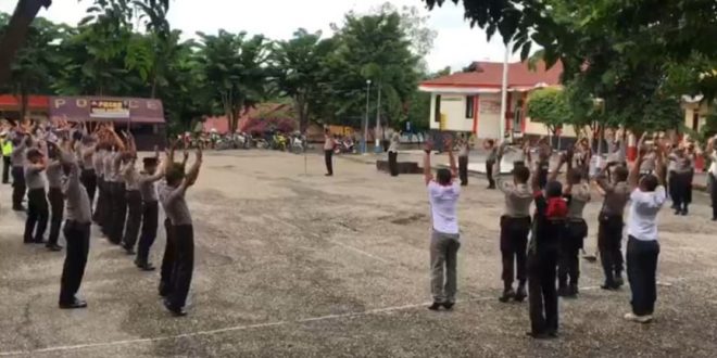 Usai Apel Pagi, Polres TTU lakukan Senam AW S3