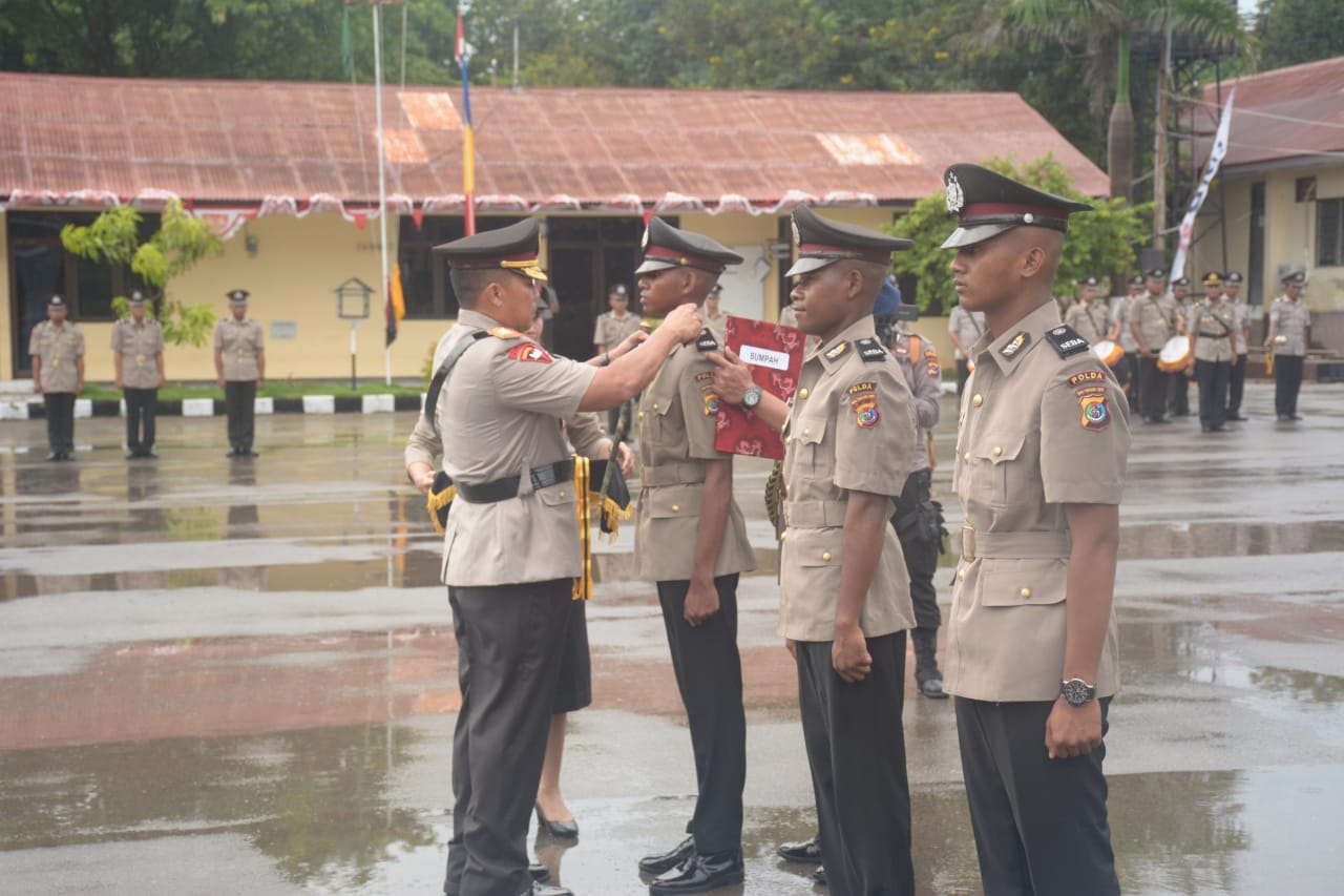 Kapolda NTT Lantik 170 Bintara Polri